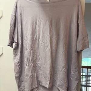 Woman’s Lulu Lemon oversized loose cotton/lycra blend  Lavender T-Shirt